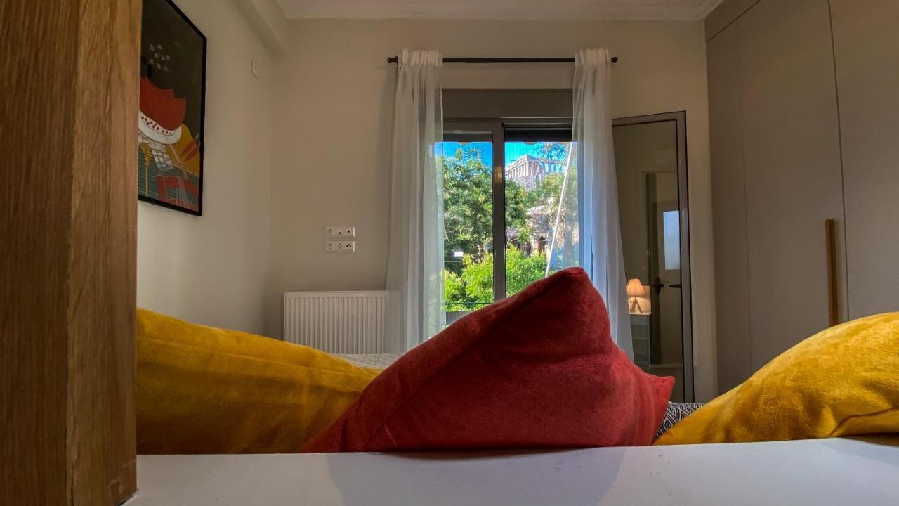 Acropolis Slow Living Apt Under The Parthenon Athena Bagian luar foto